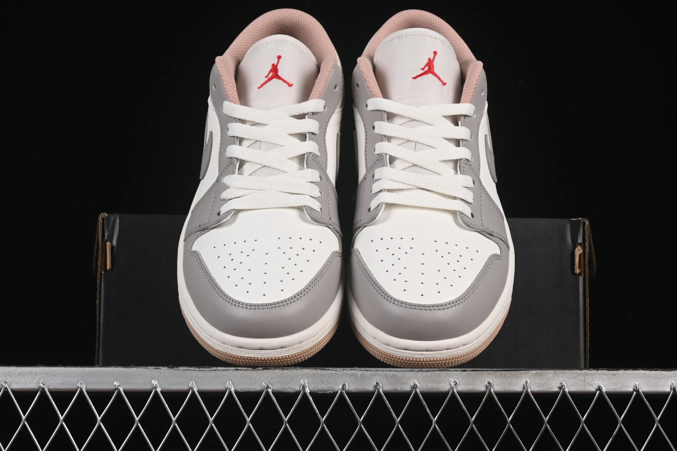All categories Air Jordan Jordan series basketball shoes Air Jordan 1 Low Air Jordan 1 Low AJ1 Joe 1 meter gray low-top retro cultural basketball shoes 553558-169